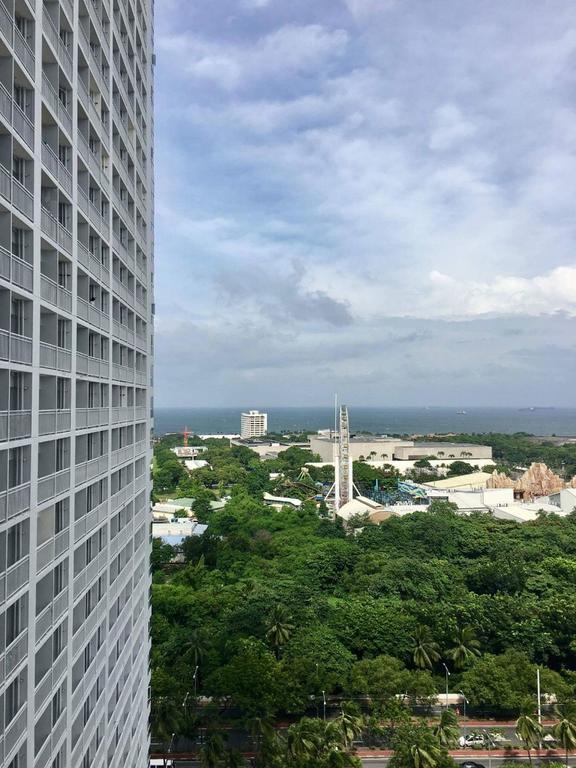 Breeze Residences By Cs Luxe Manila Exterior photo